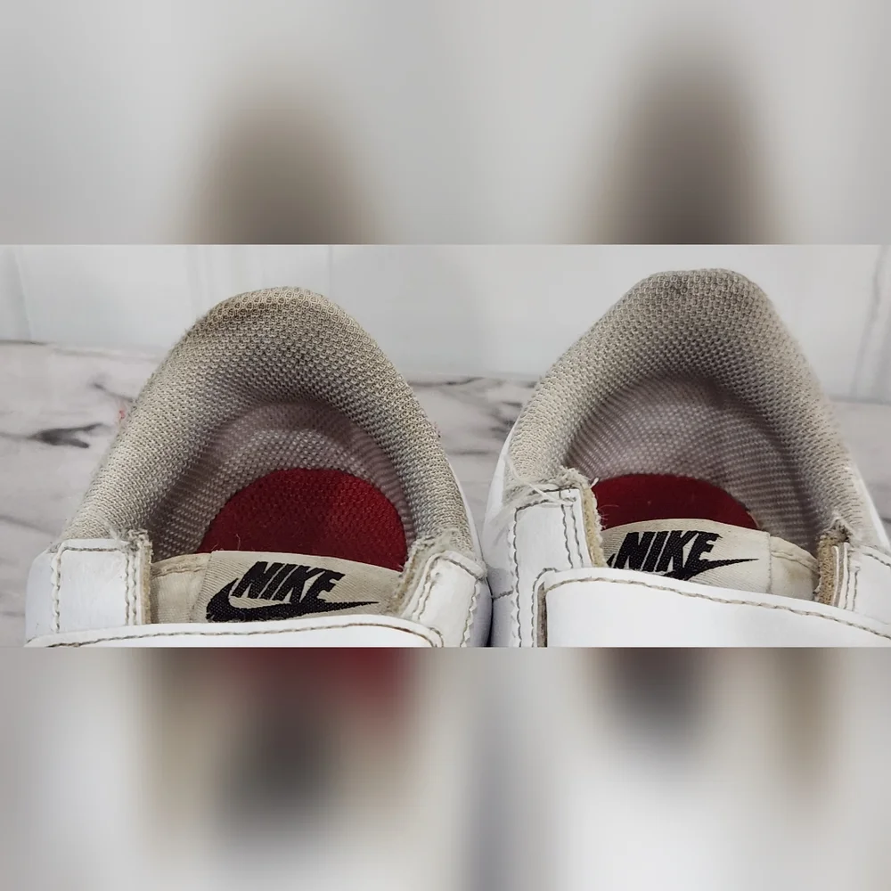 Nike Cortez basic sneakers velcro straps size 3 youth